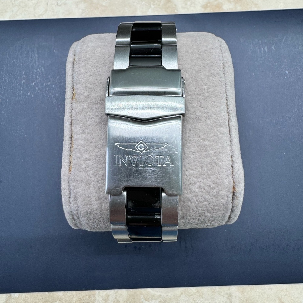 Men’s Invicta Watch - Picture 3 of 5